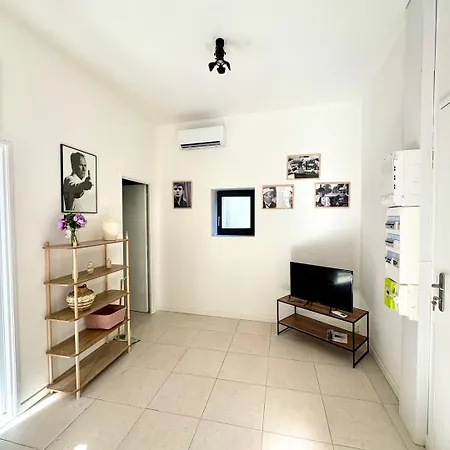 Le Rex, T2 Lumineux, Lit 160, Centre, Clim * Nimes